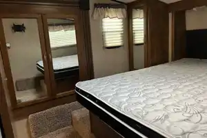 Jeff's Coachmen Chaparral lite Fifth Wheel