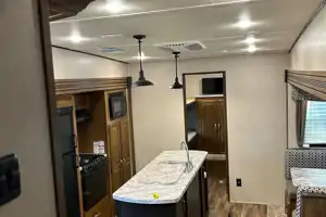 Jeff's Coachmen Chaparral lite Fifth Wheel