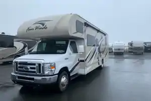 Campy the Thor Motor Coach Fourwinds 31Y Class C