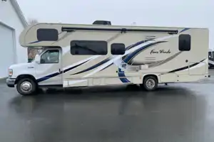 Campy the Thor Motor Coach Fourwinds 31Y Class C