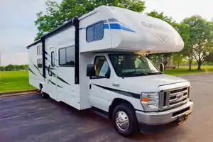 2021  Sunseeker Bunk house