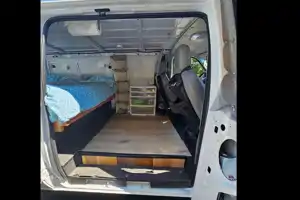 CAMPHA COUPLE Ford E250 Stealth Campervan