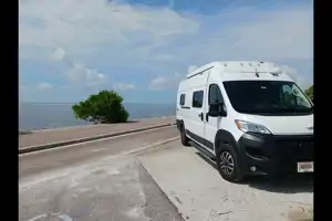 Winnebago Roam