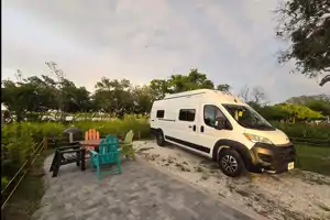Winnebago Roam