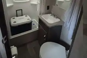 Open Rhode Class C Motorhome (2022 Minni Winnie)
