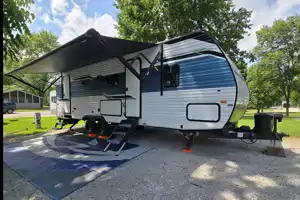 Wanderlust Signatures LLC Crossroads Zinger