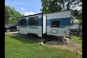 Wanderlust Signatures LLC Crossroads Zinger
