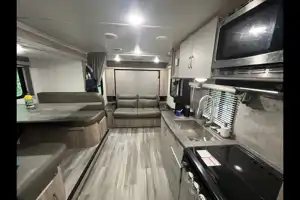 Winnebago Minnie Winnie