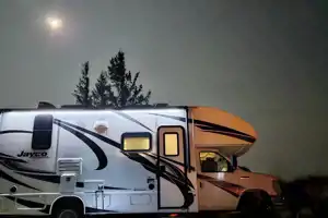 2022 RV Jayco Redhawk Classe C, 5 pers.