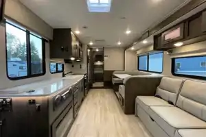 2022 Coachmen Leprechaun Ford 450 Class C,  Sleep 8 people, cozy like home.