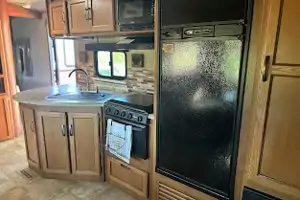 Family-Pet Friendly Crossroads Sunset Trail Super Lite Travel Trailer