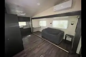 Lara's Mallard 2004 Fifth Wheel