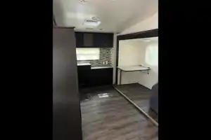 Lara's Mallard 2004 Fifth Wheel