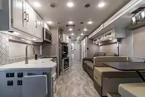 WiFi - ULTRA LUXURIOUS: 2 BATH, KING BED , BUNK BED, MASSAGE CHAIRS