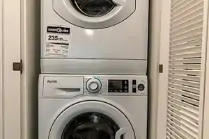 WiFi - ULTRA LUXURIOUS: 2 BATH, KING BED , BUNK BED, MASSAGE CHAIRS