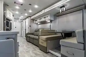 WiFi - ULTRA LUXURIOUS: 2 BATH, KING BED , BUNK BED, MASSAGE CHAIRS