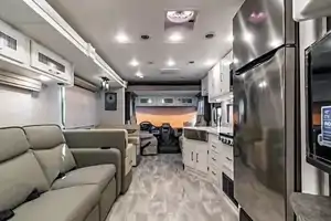 WiFi - ULTRA LUXURIOUS: 2 BATH, KING BED , BUNK BED, MASSAGE CHAIRS