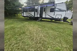 Girls Night Out 2014 Starcraft Spacious King BR Camp In Comfort 