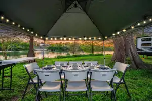 The Tumbleweed | Fully-Loaded Bunk House (Sleeps 8)