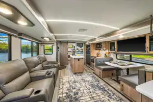 The Tumbleweed | Fully-Loaded Bunk House (Sleeps 8)