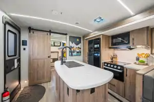 The Tumbleweed | Fully-Loaded Bunk House (Sleeps 8)