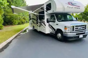Meet "Vera" our 2022 Class C RV 