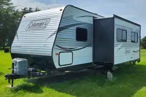 Krista's Family Trailer -Coleman 295QBS