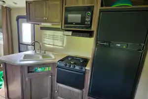 Krista's Family Trailer -Coleman 295QBS