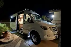 Joe's Winnebago Boldt Class B