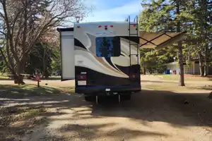 Michael and Jonna's Thor Ace motorhome Ace 29.3 Class A
