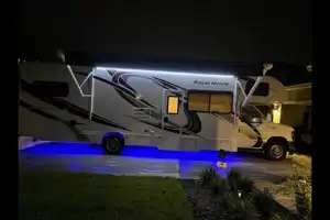 Jeffrey's Thor Motor Coach 31 EV Fourwinds 2021 Class C