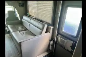 Jeffrey's Thor Motor Coach 31 EV Fourwinds 2021 Class C
