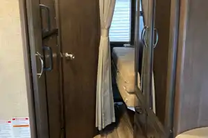 Your Hotel Room on Wheels