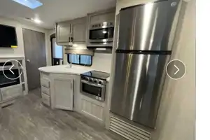 Sonia's Aurora AART32BDS Travel Trailer
