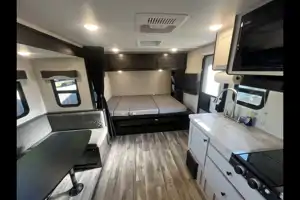 Oleg's Highland Ridge RV 19 MBH Travel Trailer