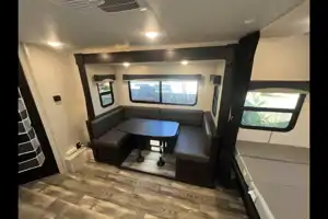 Oleg's Highland Ridge RV 19 MBH Travel Trailer