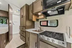 Coachmen LEPRECHAUN Class C