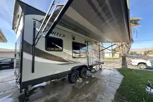 Fully self contained toy hauler with on board fuel and generator, great for bikes and quads 