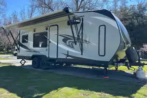 Fully self contained toy hauler with on board fuel and generator, great for bikes and quads 