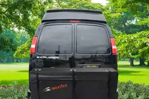 9 Passenger Luxury Sleeps 2