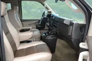 9 Passenger Luxury Sleeps 2