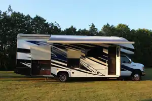 Brad and Kim’s Holiday Rambler Vesta 30f Class C