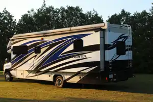 Brad and Kim’s Holiday Rambler Vesta 30f Class C