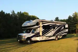 Brad and Kim’s Holiday Rambler Vesta 30f Class C