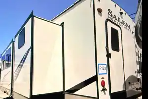 Dr. Jillian's Forest River Salem Hemisphere Fifth Wheel