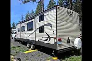 Basecamp Hideout, 30ft bunkhouse do-it-all RV. Half ton friendly