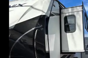 Large and Luxurious Phoenix