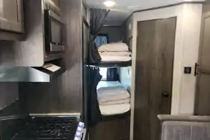 27ft Jayco 224bhw Travel Trailer