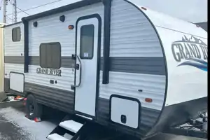 Mark's Gulf Stream 2024 Grand River 22MB Travel Trailer