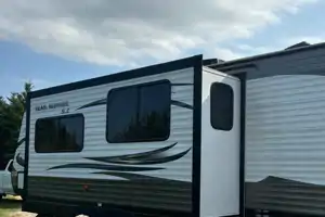 Chris's Heartland Trail Runner 26SLE Travel Trailer